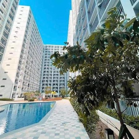 Deluxe Suites Razelles 2 At Shore 2 Residences Tower 1 Pasay Buitenkant foto