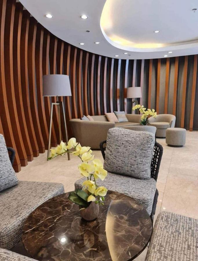 Deluxe Suites Razelles 2 At Shore 2 Residences Tower 1 Pasay Buitenkant foto