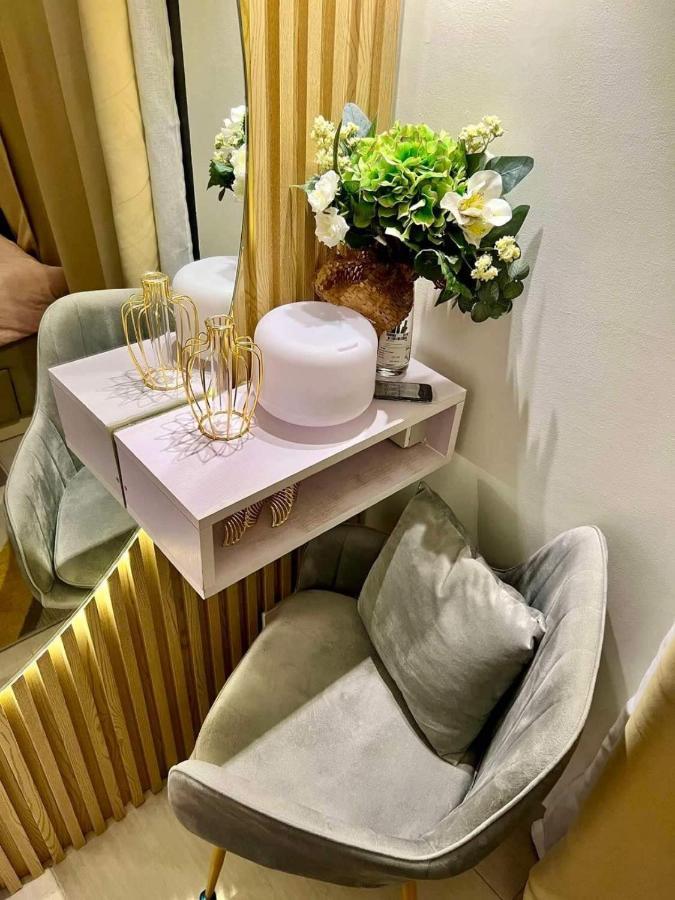 Deluxe Suites Razelles 2 At Shore 2 Residences Tower 1 Pasay Buitenkant foto