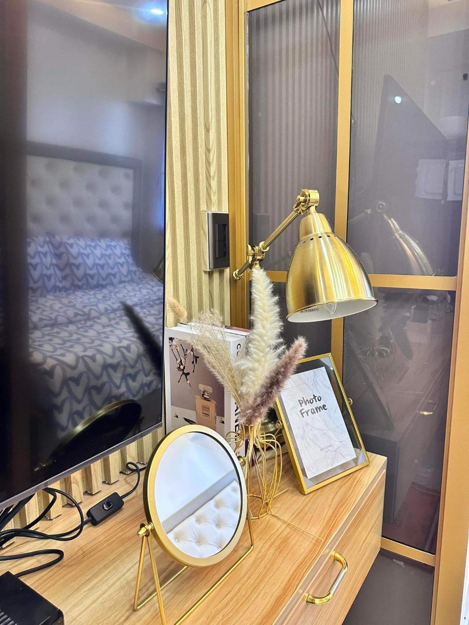 Deluxe Suites Razelles 2 At Shore 2 Residences Tower 1 Pasay Buitenkant foto